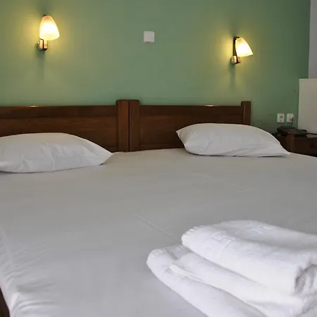 Filoxenia & Hotel de apartamente 2*