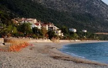 Filoxenia & Poros (Kefalonia)