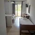Filoxenia & Apartahotel