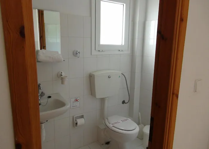Filoxenia & Apart Otel 2*
