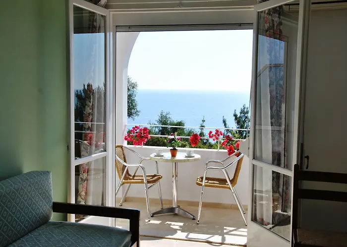 Filoxenia & Apart Otel 2*